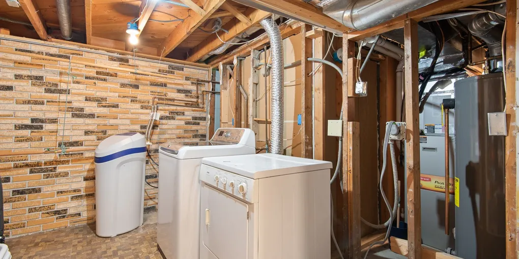 Basement Waterproofing Cost 2026: $2,000–$20,000 by Method