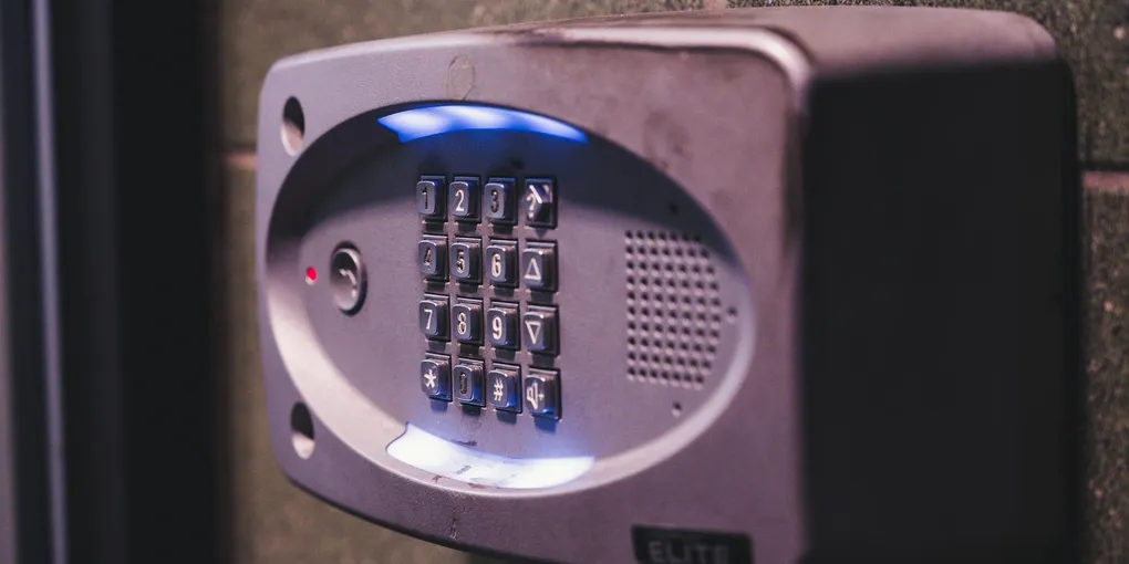 Best Smart Locks 2026: Schlage vs Yale vs Level — Home Security Ranked