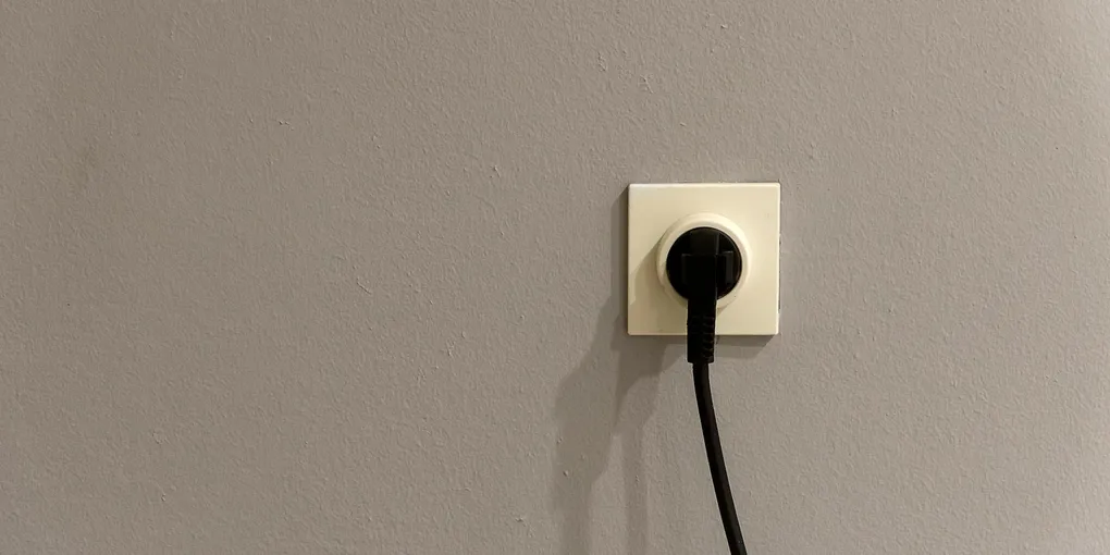 Electrical Outlet Not Working? Here's How to Fix It