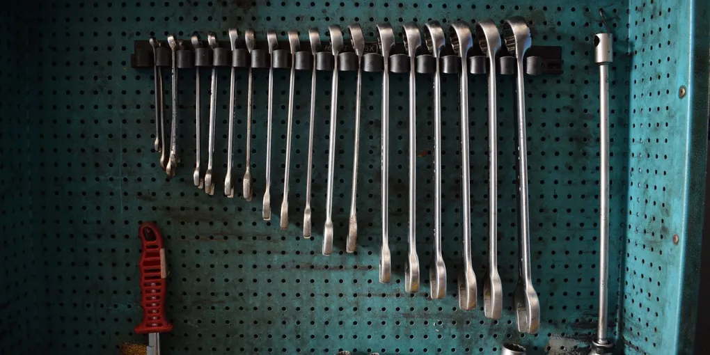 Garage Organization: How to Go From Chaos to Clean for Under $300