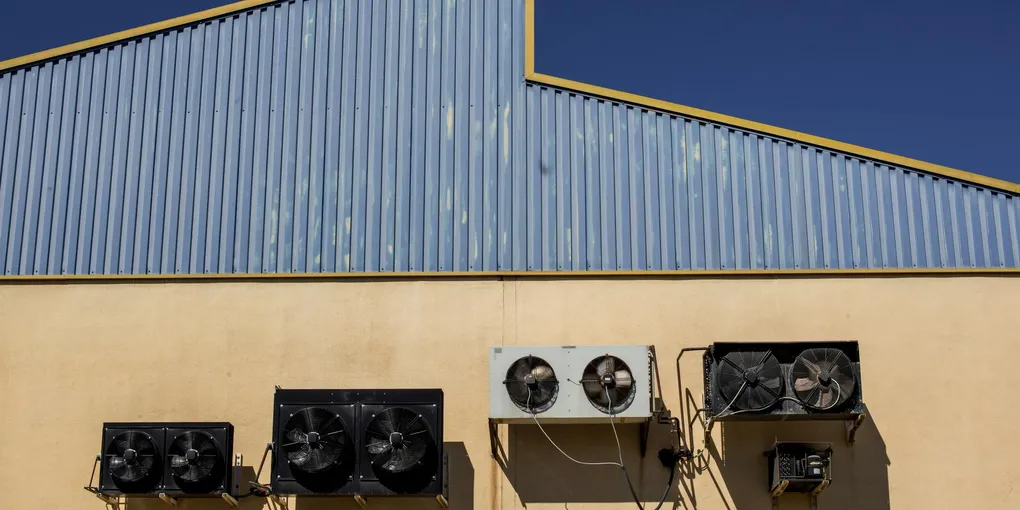How to Fix a Broken Bathroom Exhaust Fan