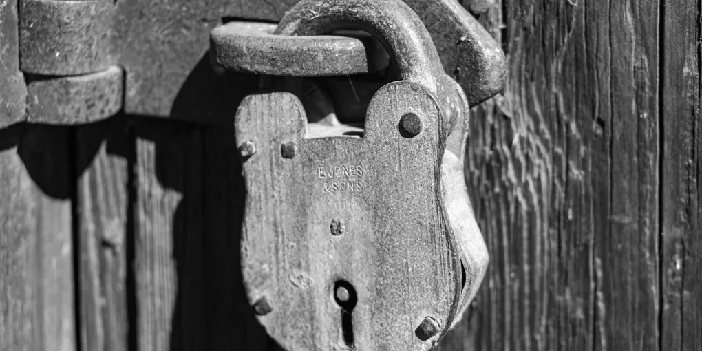 How to Fix a Broken Garage Door Lock