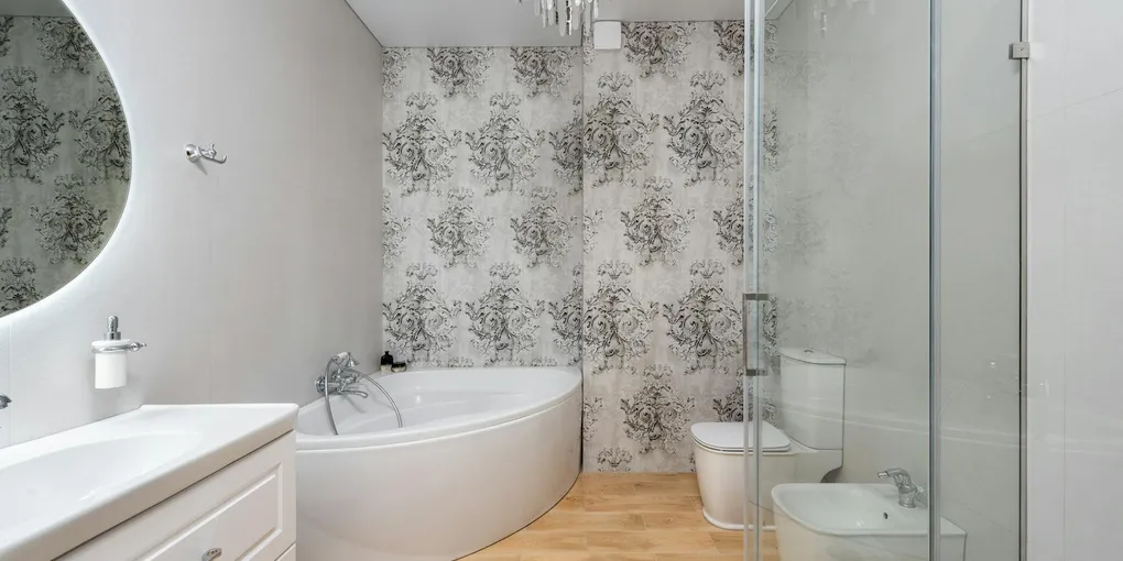 How to Fix a Cracked Bathtub Floor