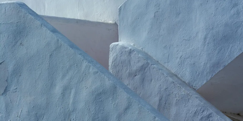 How to Fix a Cracked Exterior Stucco