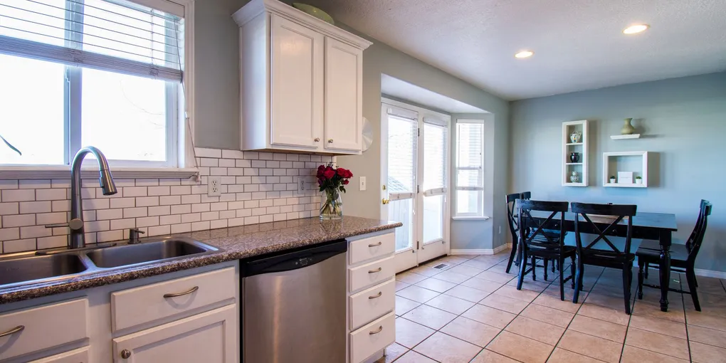 How to Fix a Cracked Grout in Kitchen Backsplash