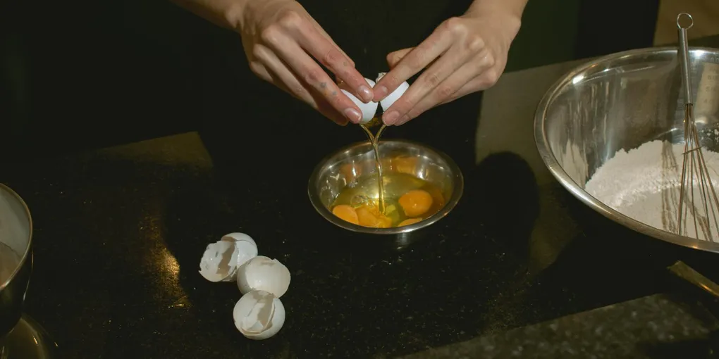 How to Fix a Cracked Kitchen Countertop