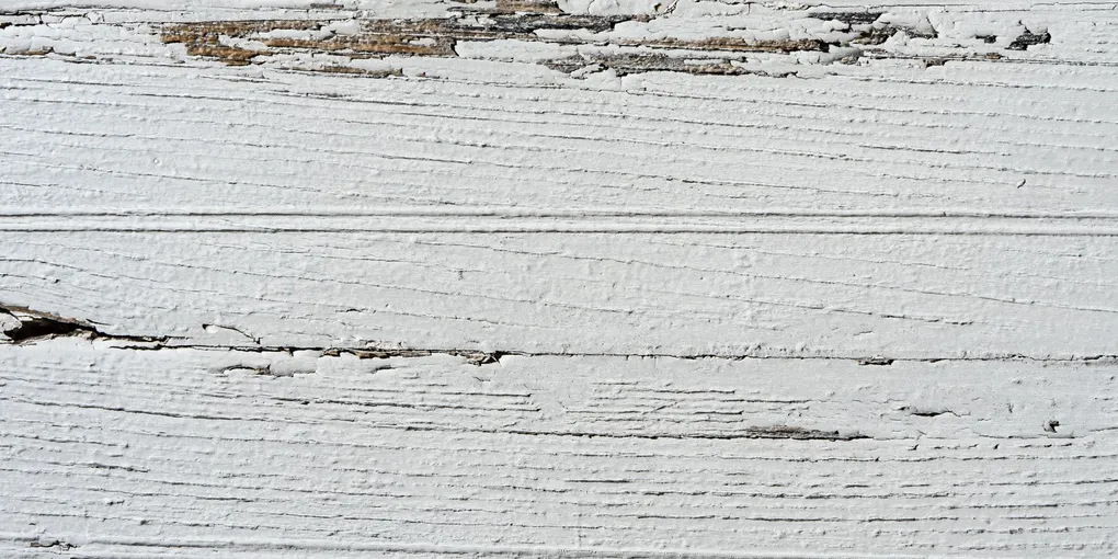 How to Fix a Cracked Vinyl Siding Panel
