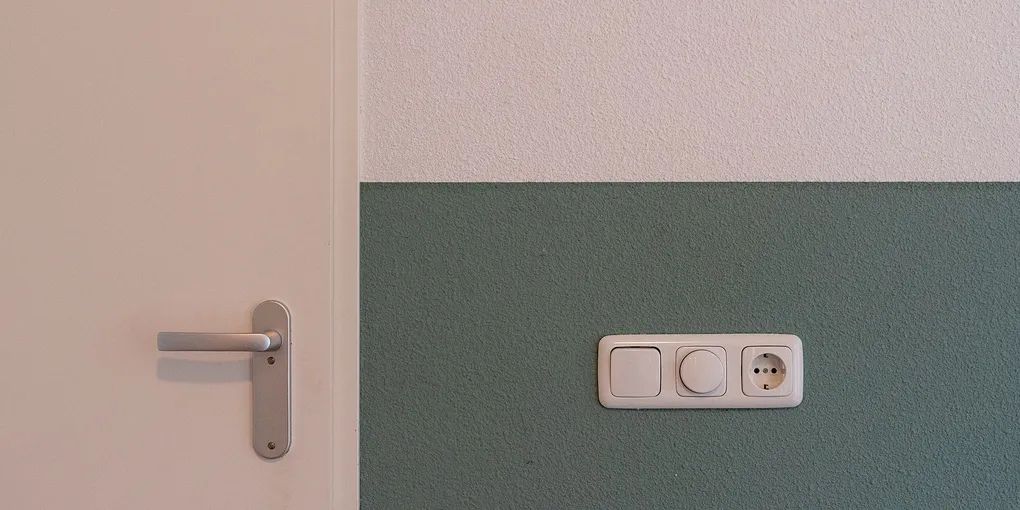 How to Fix a Faulty Dimmer Switch