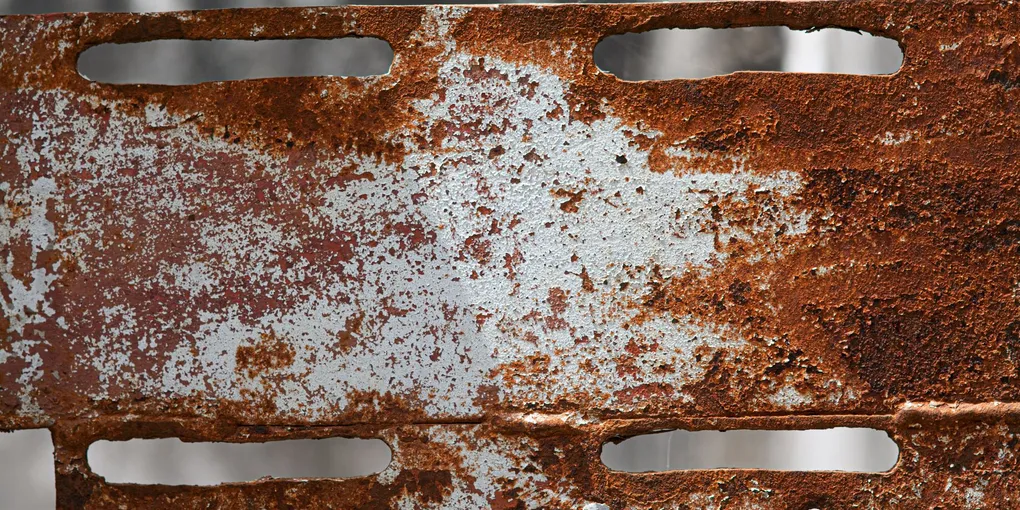 How to Fix a Rusted Drain: Clean, Seal, or Replace in 30 Minutes ($0–$25)
