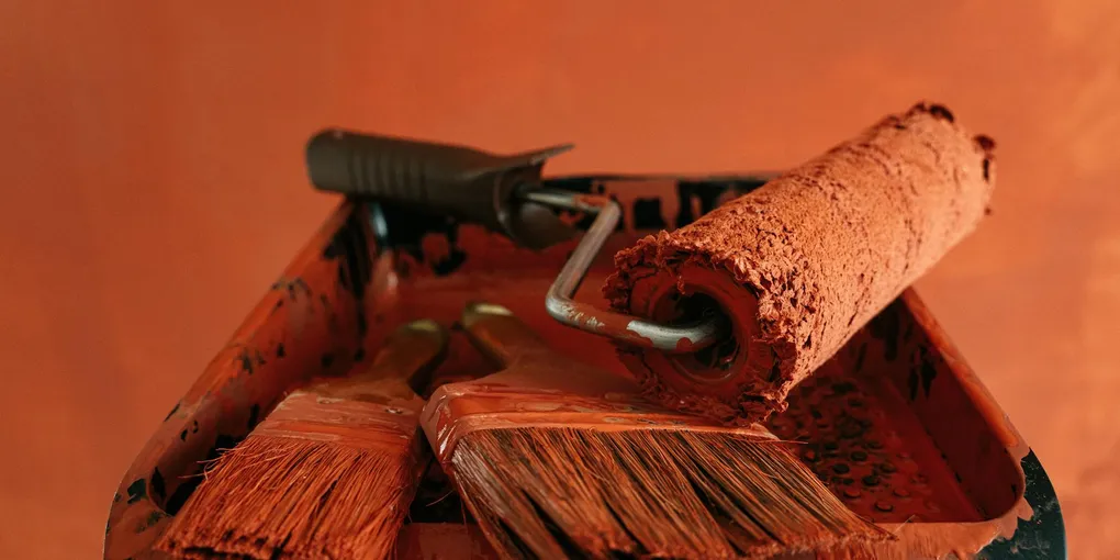 How to Fix Paint Drips on a Wall