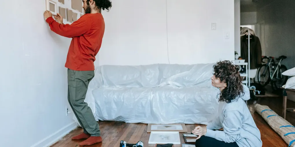 Wallpaper Removal: How to Remove It Without Damaging Drywall