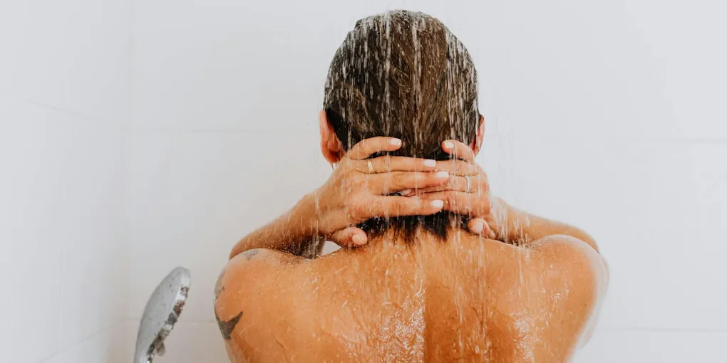 How to Replace a Shower Head in 10 Minutes (and Pick the Right One)