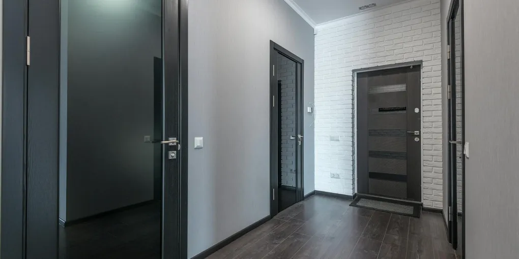 Interior Door Replacement Cost 2026: $150–$650 Per Door